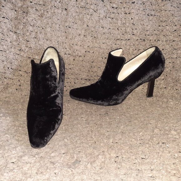 VINTAGE MONDI-Sculptural Heels-Darkest Brown Velvet-Boho Pumps-Sz 7.5-Excellent - Picture 1 of 7